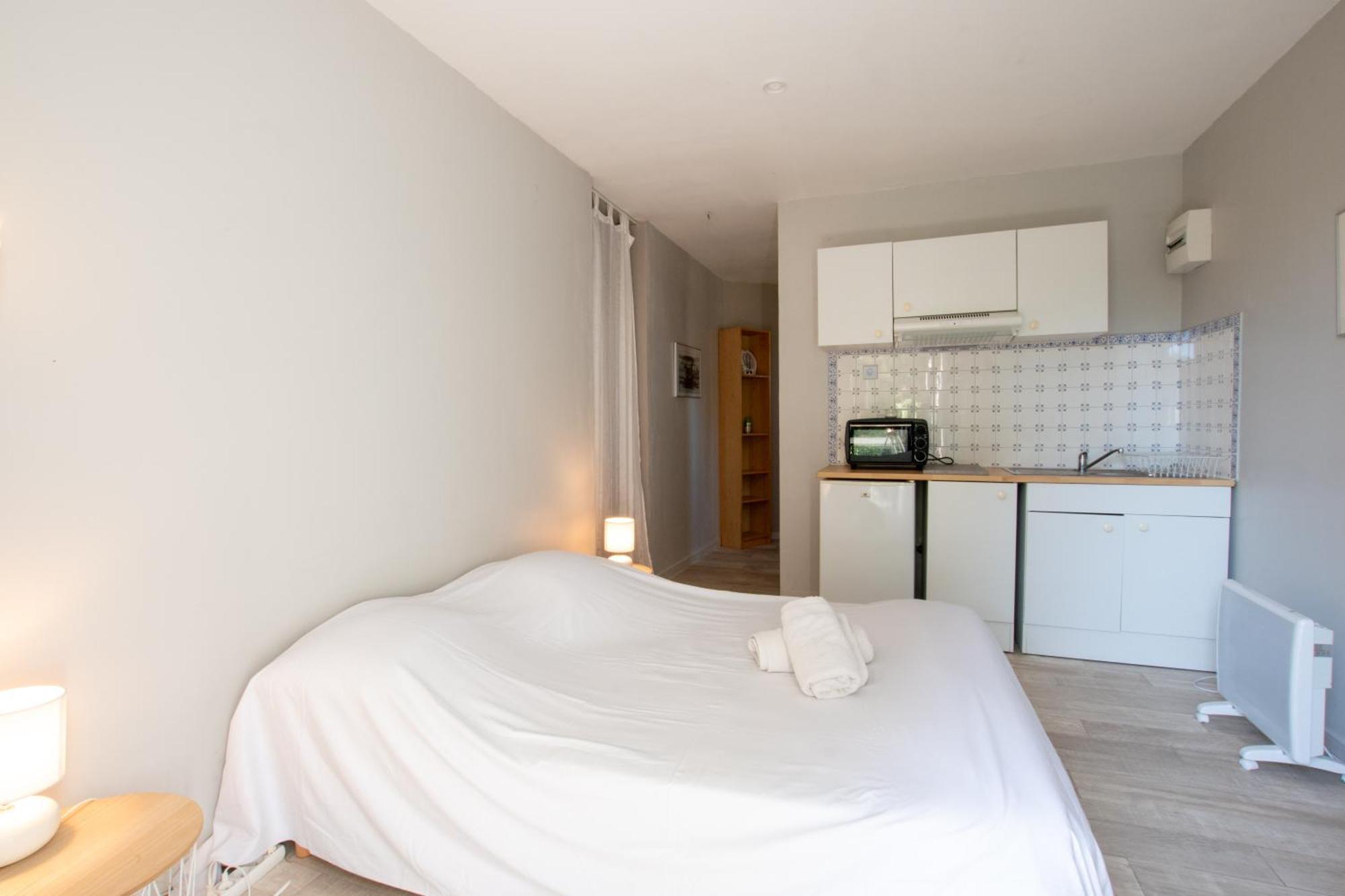 Ibis - Villa Avec Piscine, Jardin Et Parking Arles Dış mekan fotoğraf
